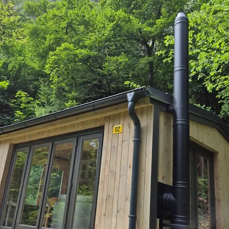 Casa vacanze Chaticka Pod Skalou - Cozy Off Grid Solar *