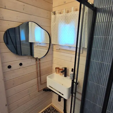 Chaticka Pod Skalou - Cozy Off Grid Solar Casa vacanze Beroun (Central Bohemian)