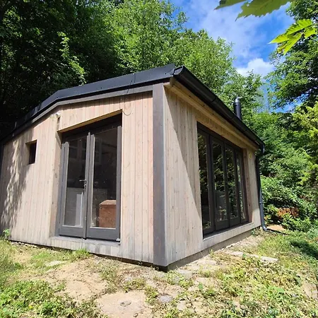 Casa vacanze Chaticka Pod Skalou - Cozy Off Grid Solar *