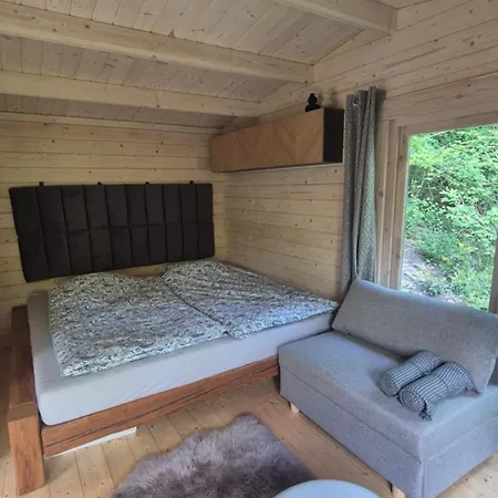 度假居 Chaticka Pod Skalou - Cozy Off Grid Solar *