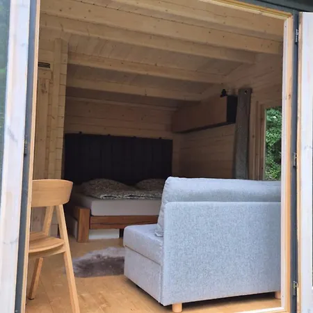 Casa vacanze Chaticka Pod Skalou - Cozy Off Grid Solar *